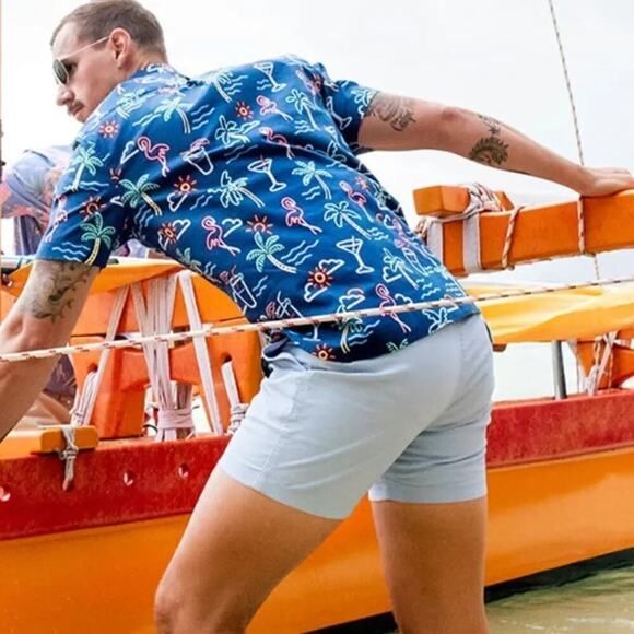 Chubbies The Altitudes Shorts 5.5 Inseam Stretchy Casual In Light Blue Size XXL - Picture 1 of 9